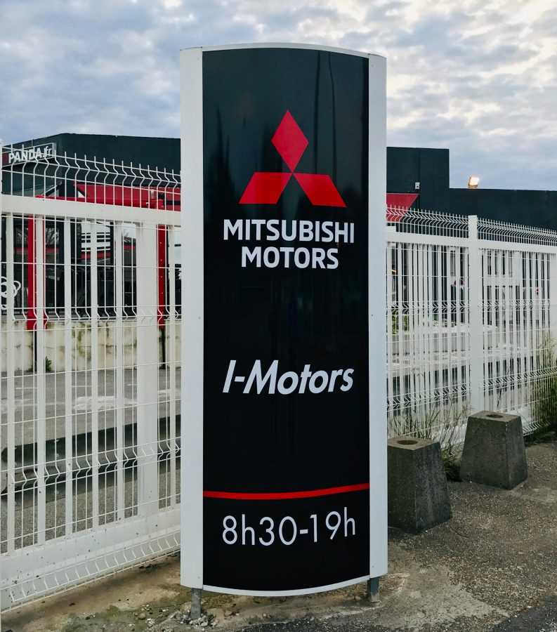 totem publicitaire Monteux | Web, enseignes, imprimerie